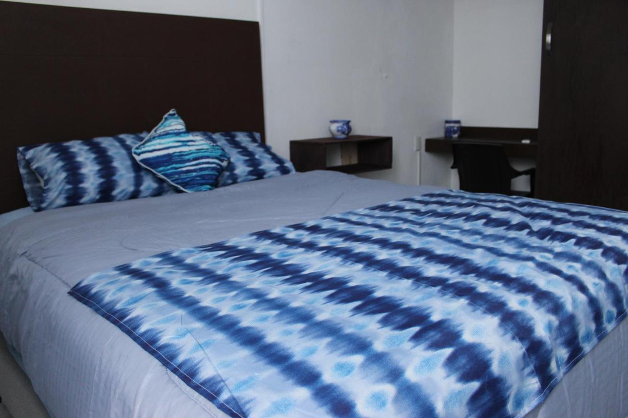 Hotel Y Cafe Ixmati Suchitoto Dış mekan fotoğraf